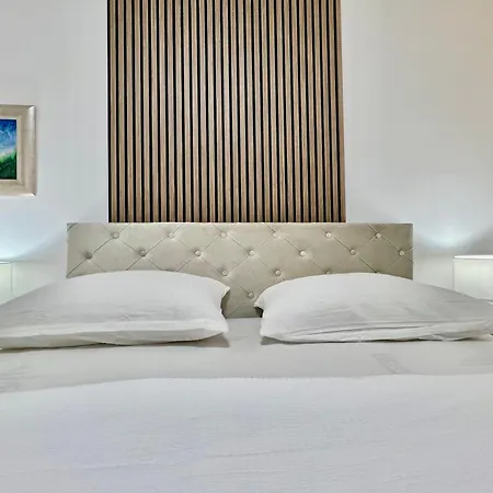 Modern Two-bedroom With Garden & Parking *