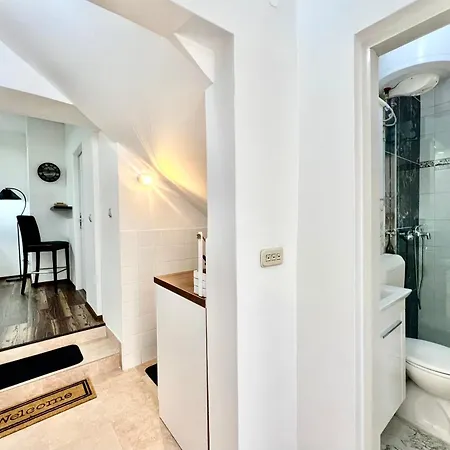 Modern Two-bedroom With Garden & Parking *