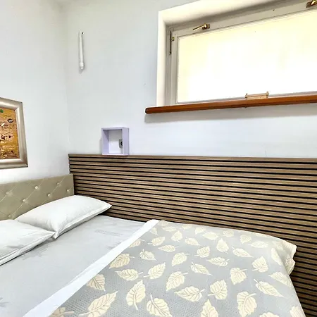 Modern Two-bedroom With Garden & Parking Apartment Sarajevo