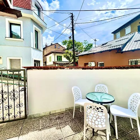 Modern Two-bedroom With Garden & Parking Apartment Sarajevo